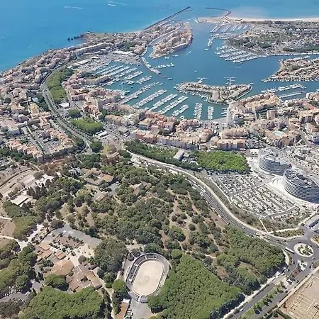 Apartmán Cap Piscine/parking/terrasse - 200m De La *