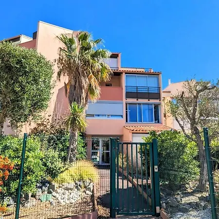 Cap Piscine/parking/terrasse - 200m De La Agde